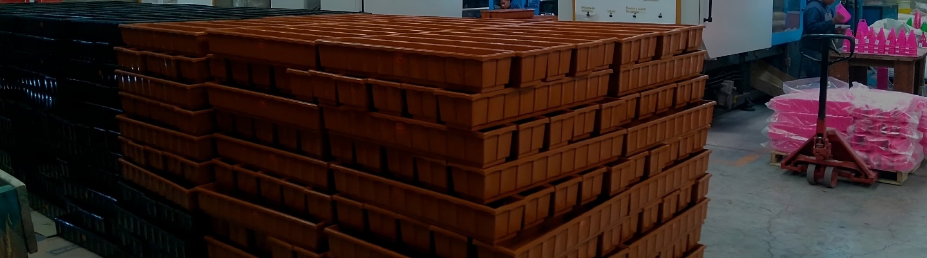 Piezas terminadas de plástico producidas mediante inyección